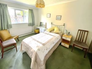 Photo 13- click for photo gallery